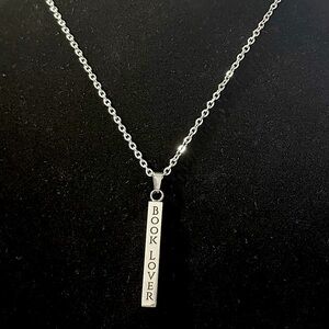 ⚜️3 for $30⚜️ Silver Tone ‘BOOK LOVER’ Bar Pendant Necklace